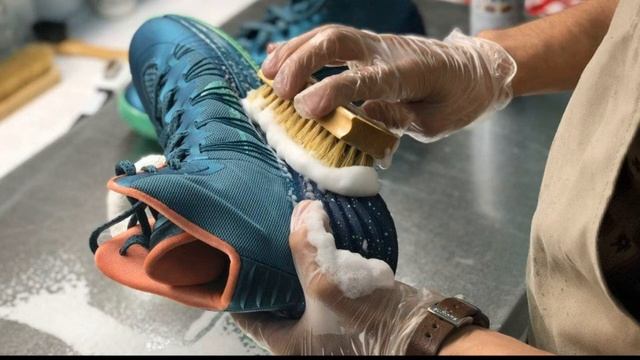 Как УБРАТЬ Солевые Разводы на Замшевой Обуви смотреть онлайн