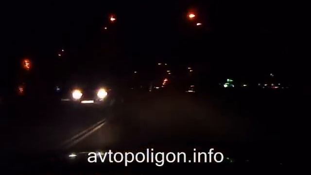 В Киеве Chery Elara врезался в Chevrolet Lacetti... смотреть онлайн