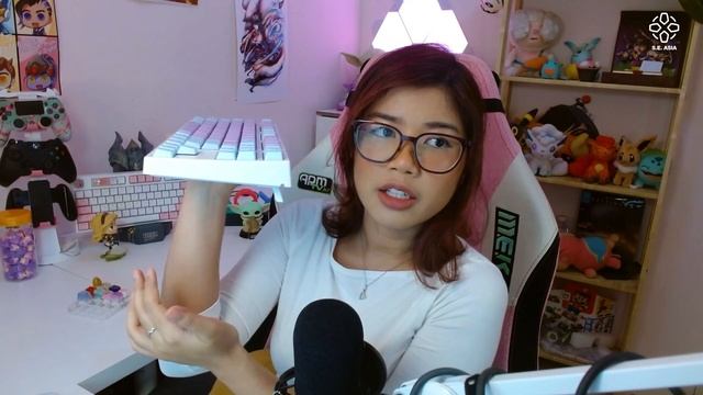 1st Player Uni-Q Keyboard: GREAT Starter Custom Keyboard?? | Can You Game On It? смотреть онлайн