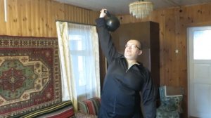 Жим гири 32 кг на 15 раз