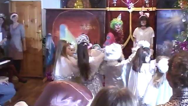 Рождественский утренник 2013. 03 Танец снежинок смотреть онлайн