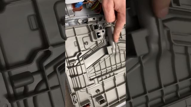 Cистема SelfCleaning Condense и auto clean в Суш машинах bosch home professional и bosch serie 8 смотреть онлайн