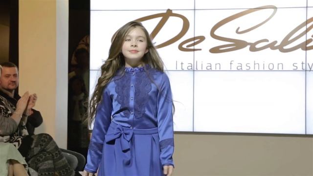 Показ коллекции Desalitto «Star city» осень\зима 16-17 смотреть онлайн