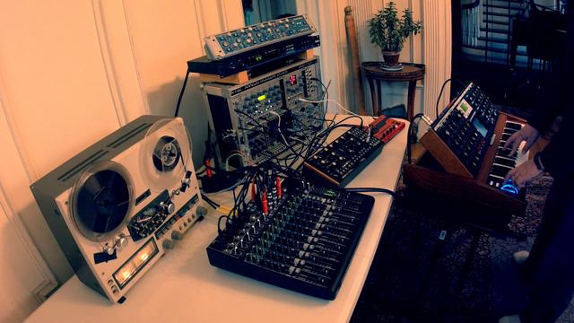 "Autumn" Modular Synth and Moogs! смотреть онлайн