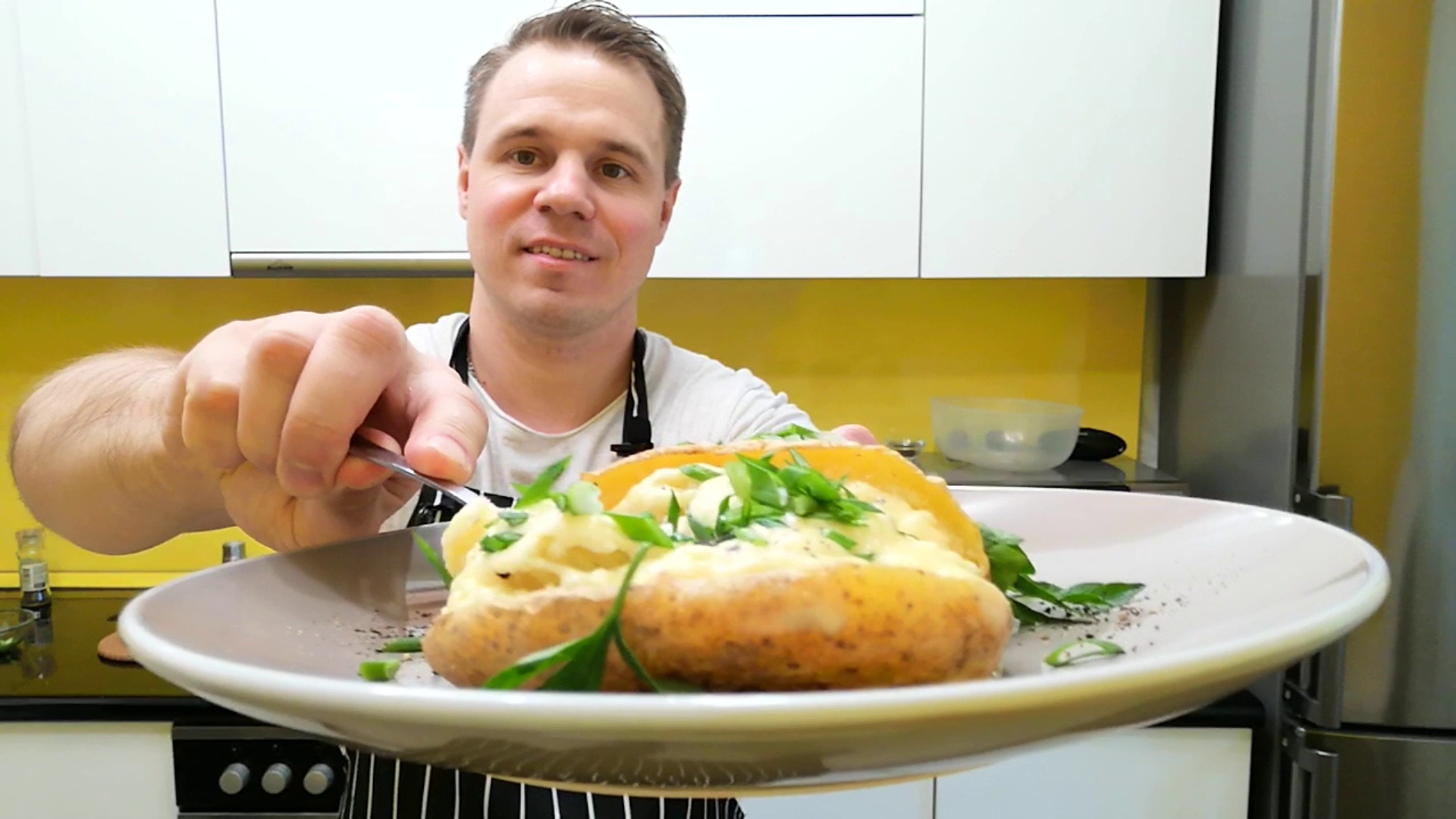 Крошка Картошка в Микроволновке/Домашний рецепт смотреть онлайн