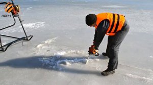 Ледорезная установка ЛУ и устройство извлечения ледовых блоков УИЛБ