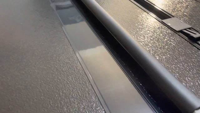 Жесткая трехсекционная крышка кузова Kramco смотреть онлайн