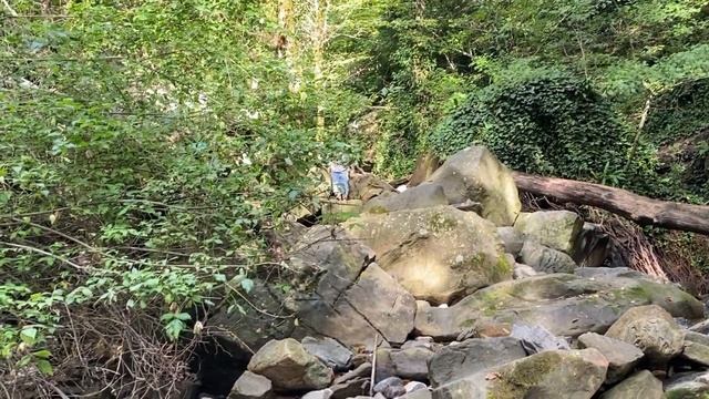 Свирское ущелье Лазаревское: Свирский водопад, Тещины слезы, дольмен / Свирское ущелье водопады смотреть онлайн