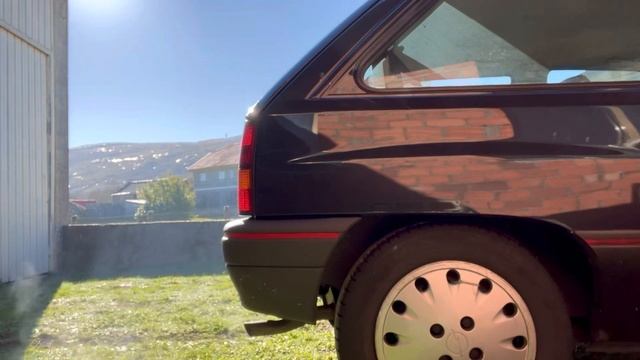 Opel Corsa de 1991 arrancando a -5º смотреть онлайн