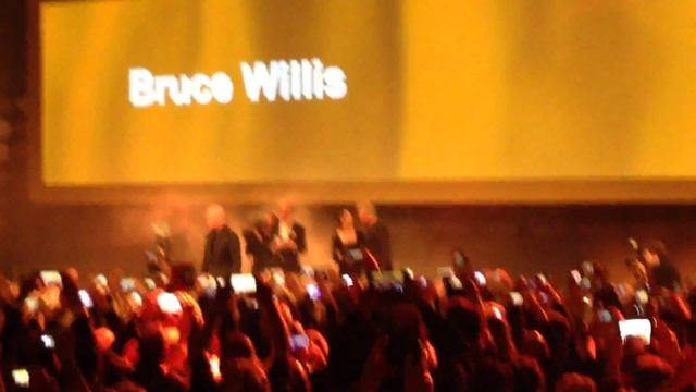 Как я встретил Брюса Уиллиса в Германии!