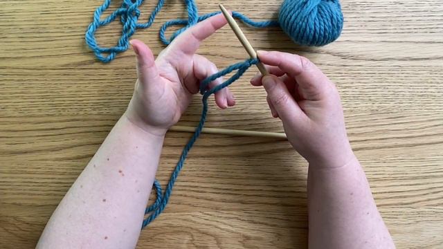 Long Tail Cast On: Knitting Tutorial Step-by-step