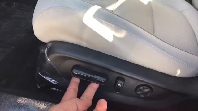 2019 Honda Accord Touring vs 2019 Toyota Camry Xse смотреть онлайн