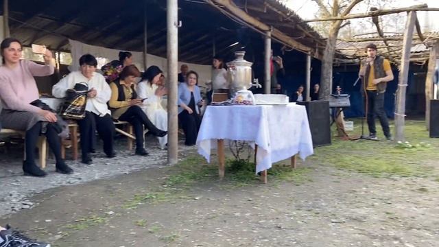 Девушки и Парни Танцует Хит Лезгинка 2023 Ali osmanov Lezginka Qabaxcol смотреть онлайн