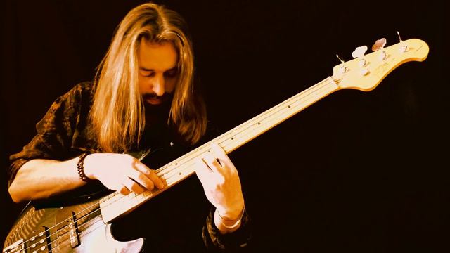 Bass Guitar Solo смотреть онлайн