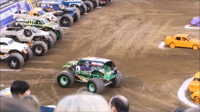 ГОНКИ НА БИГФУТАХ смотреть онлайн