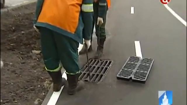 Велодорожка на Фрунзенской набережной стала безопаснее смотреть онлайн