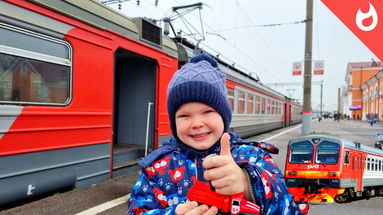 Железнодорожные приключения в Жуковке/жд переезды и интересные вагоны смотреть онлайн