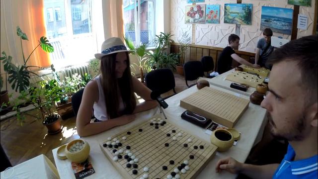 Света из Киева на ХХ одесском турнире по Го 4 ый кю смотреть онлайн
