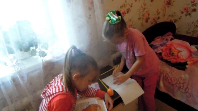 Лиля ходит в садик.\Варю грузди - буду замораживать.\Холодно. смотреть онлайн