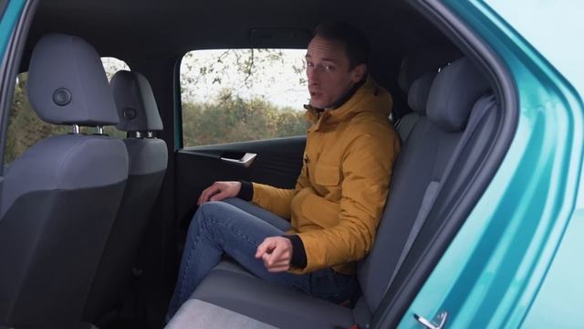 NEW Cupra Born vs VW ID.3 review – what's the best small electric car? | What Car? смотреть онлайн