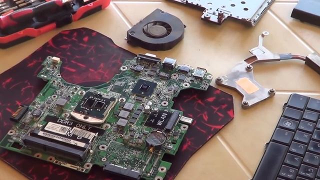 Dell Laptop (Inspiron 1564) Dead Laptop - Maayus pa kaya? смотреть онлайн
