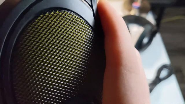 Sennheiser HD560 + PC38X - Unbox (ft. Fog City Audio cables) смотреть онлайн