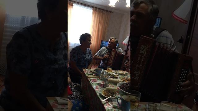 Появилась прядка седая .Любимые бабушка и Дедушка смотреть онлайн