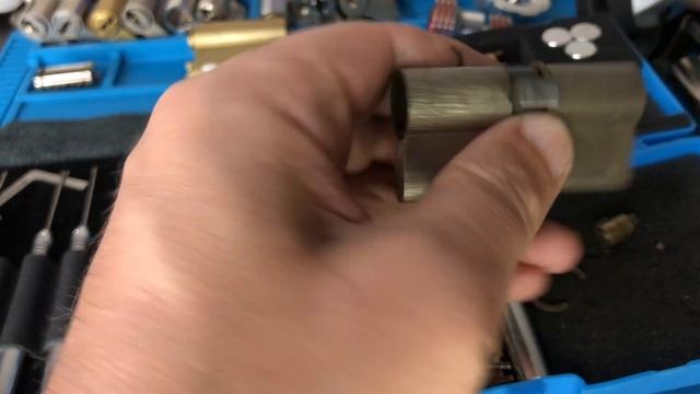 Вскрытие замка Yale. Проверка на скороход