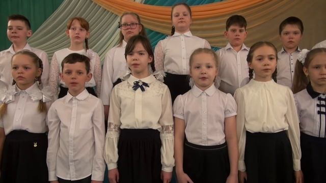Хоровой коллектив 3 "А" класса "Солнечные лучики" песня "За святую Русь" смотреть онлайн