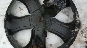 Замена задних тормозных колодок Nissan Primera P11 (барабанные тормоза).