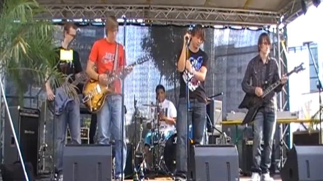 Hack The Planet - Silvertown смотреть онлайн