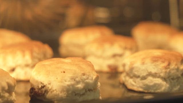 Cake & Bread Baking Tips For Your AEG Oven | AEG