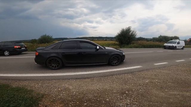 Audi S4 B8 Acceleration