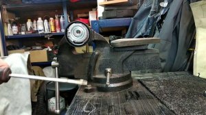 Спецключ не нужен! Ролик натяжителя ремня ГРМ Лада Гранта.