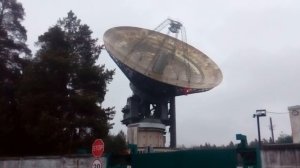 Радиотелескоп РТ-64 меняет положение зеркала