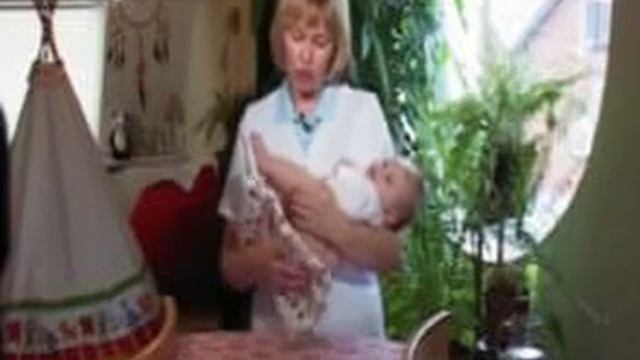 Подмывание новорожденного. смотреть онлайн