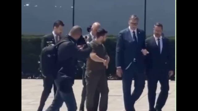 Luxembourg prime minister silenced Zelensky смотреть онлайн