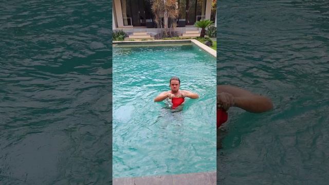 Новый год на Бали! #бали #смешно #новыйгод смотреть онлайн