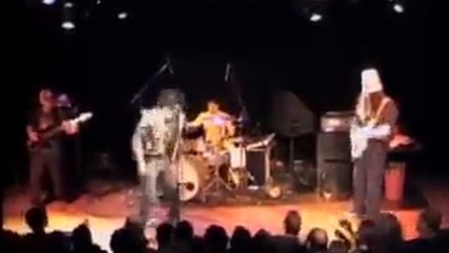 Buckethead's Giant Robot with Bill Moseley AKA Chop Top смотреть онлайн