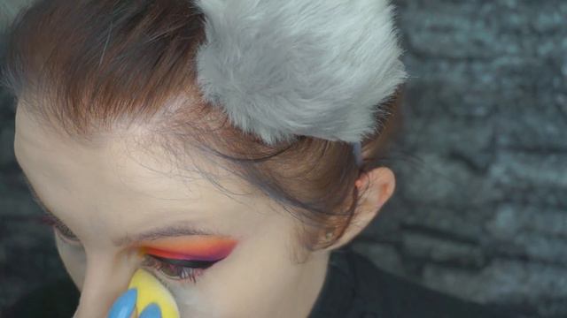 Sunset Smokey Eye Makeup Tutorial смотреть онлайн