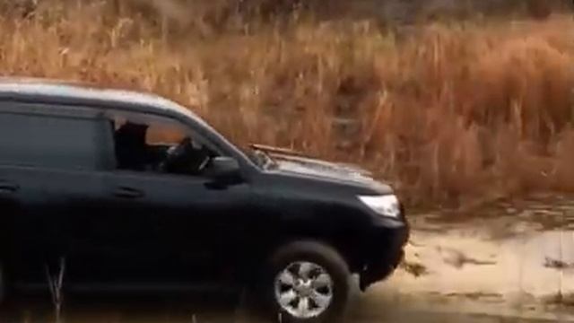 Toyota Land Cruiser Prado 150 off-road песок вода грязь.) смотреть онлайн