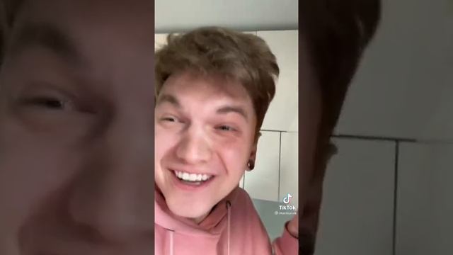 Что будет если подогреть мыло в микроволновке? смотреть онлайн