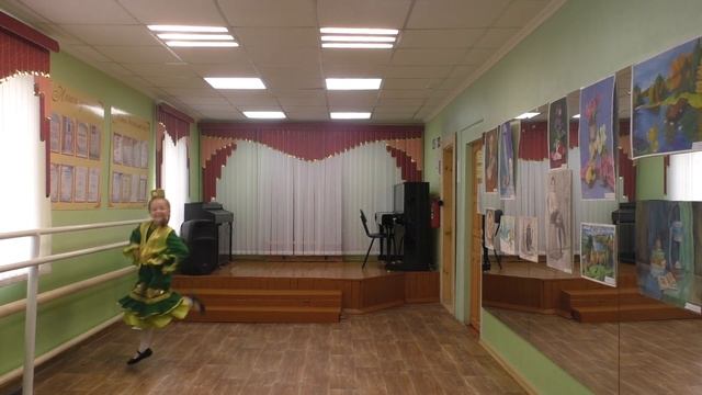 "Апипа", исполняет Аминова Венера смотреть онлайн