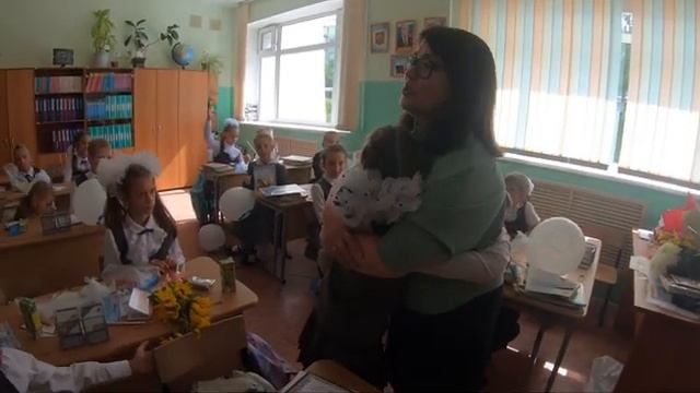 1 Сентября 2020, третий "Б" школа №1 в Петропавловске-Камчатском смотреть онлайн