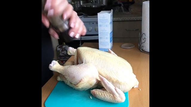 Супер курочка в духовке! Гости на пороге! смотреть онлайн