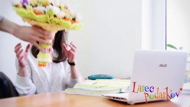 Букеты из плюшевых игрушек Larec-podarkov.by смотреть онлайн