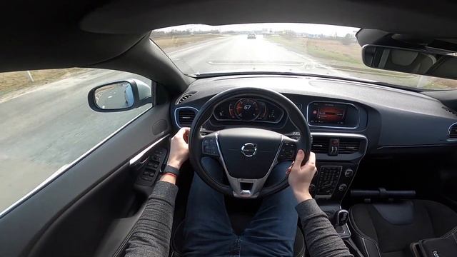 2017 VOLVO V40 D4 POV смотреть онлайн