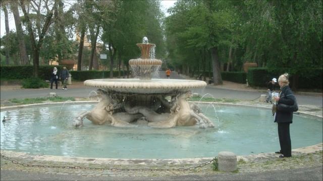 Villa Borghese Park, Villa Medicci Park-Rome, Italy смотреть онлайн