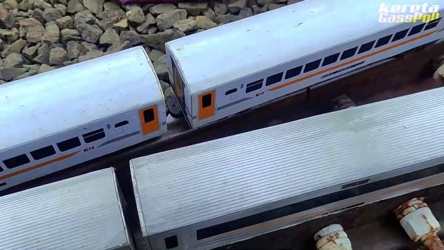 Kereta Api Thomas, Kereta Api Kayu CC203, CC201 Perumka, Kereta Railking, Gerbong Ekonomi