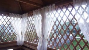 Беседка закрытая (закрытого типа)